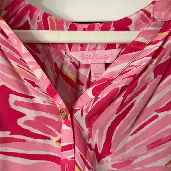 Lilly Pulitzer Pink and white Elsa Blouse - Picture 3 of 4